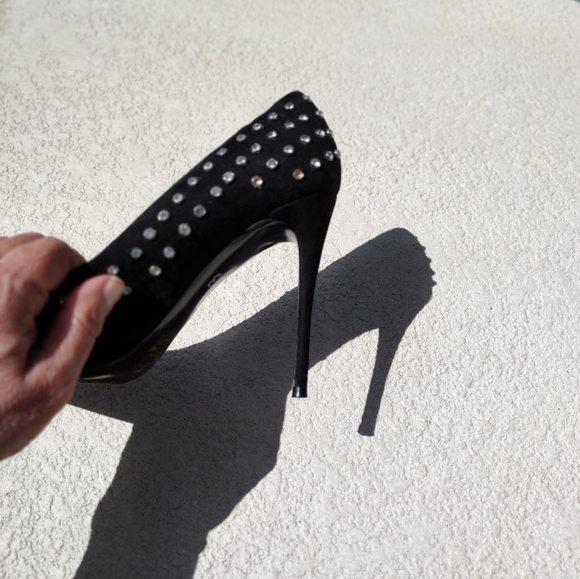 Aldo black suede studded rhinestone pointy toe stiletto - Picture 6 of 16